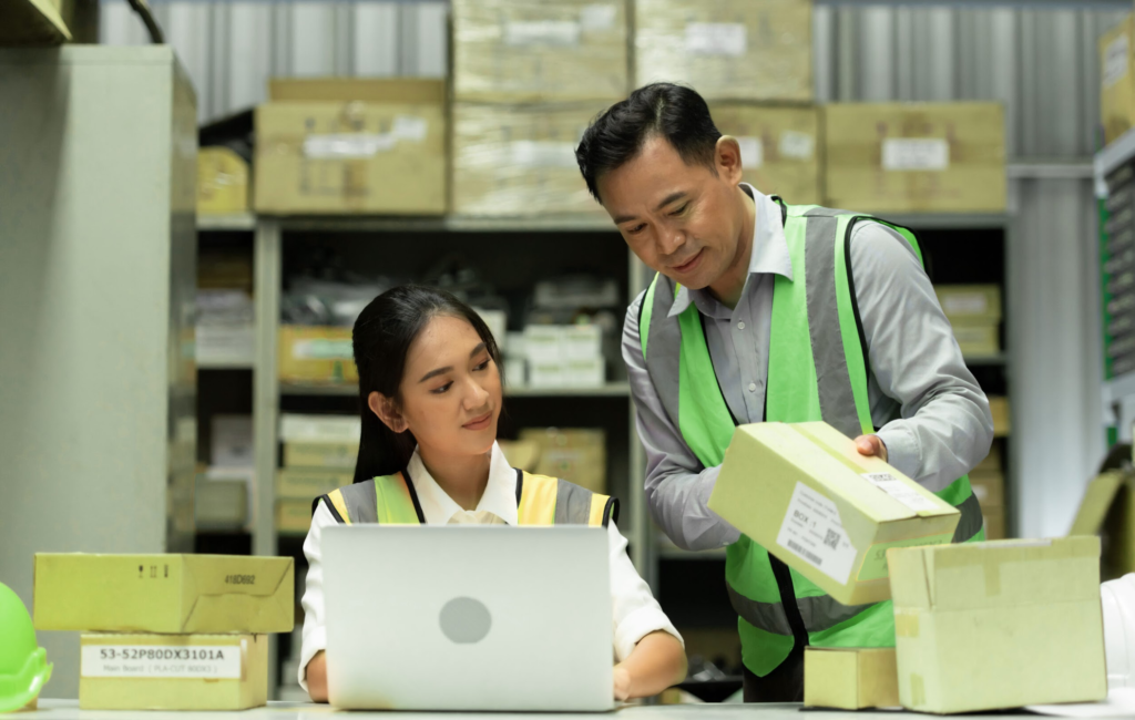 Expert Tips for Efficient Warehouse Management-elementor-io-optimized
